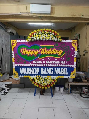 Papan Bunga di Purwodiningratan Jebres