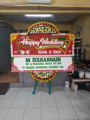 Papan Bunga di Purwodiningratan Jebres
